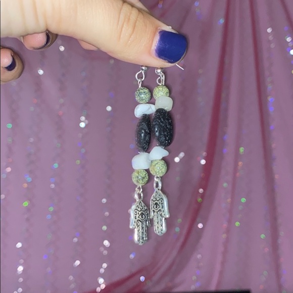 Zen Earrings - Picture 3 of 3